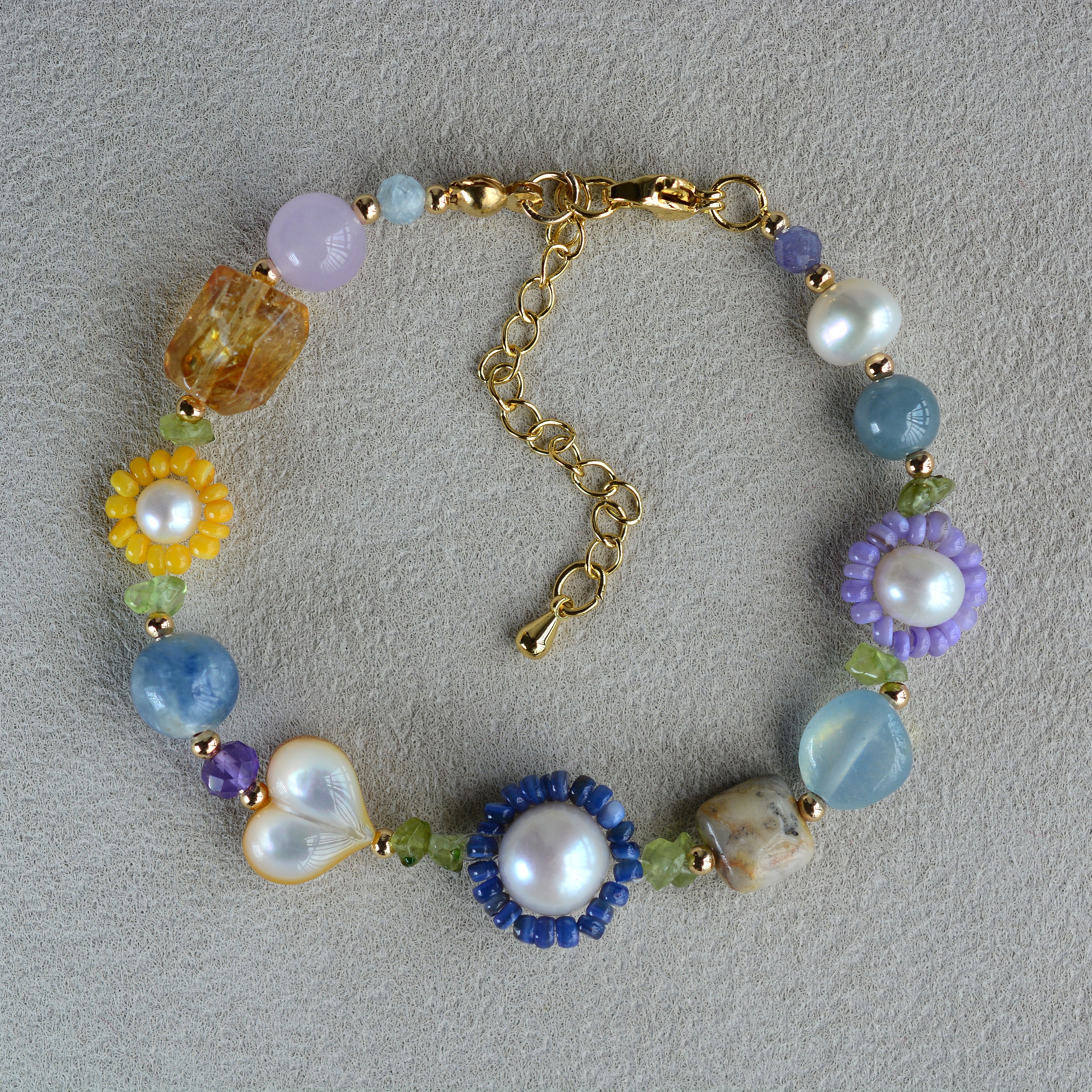 Daisy Bracelets Handmade Flower Bracelet Gemstone Pearl Jewelry