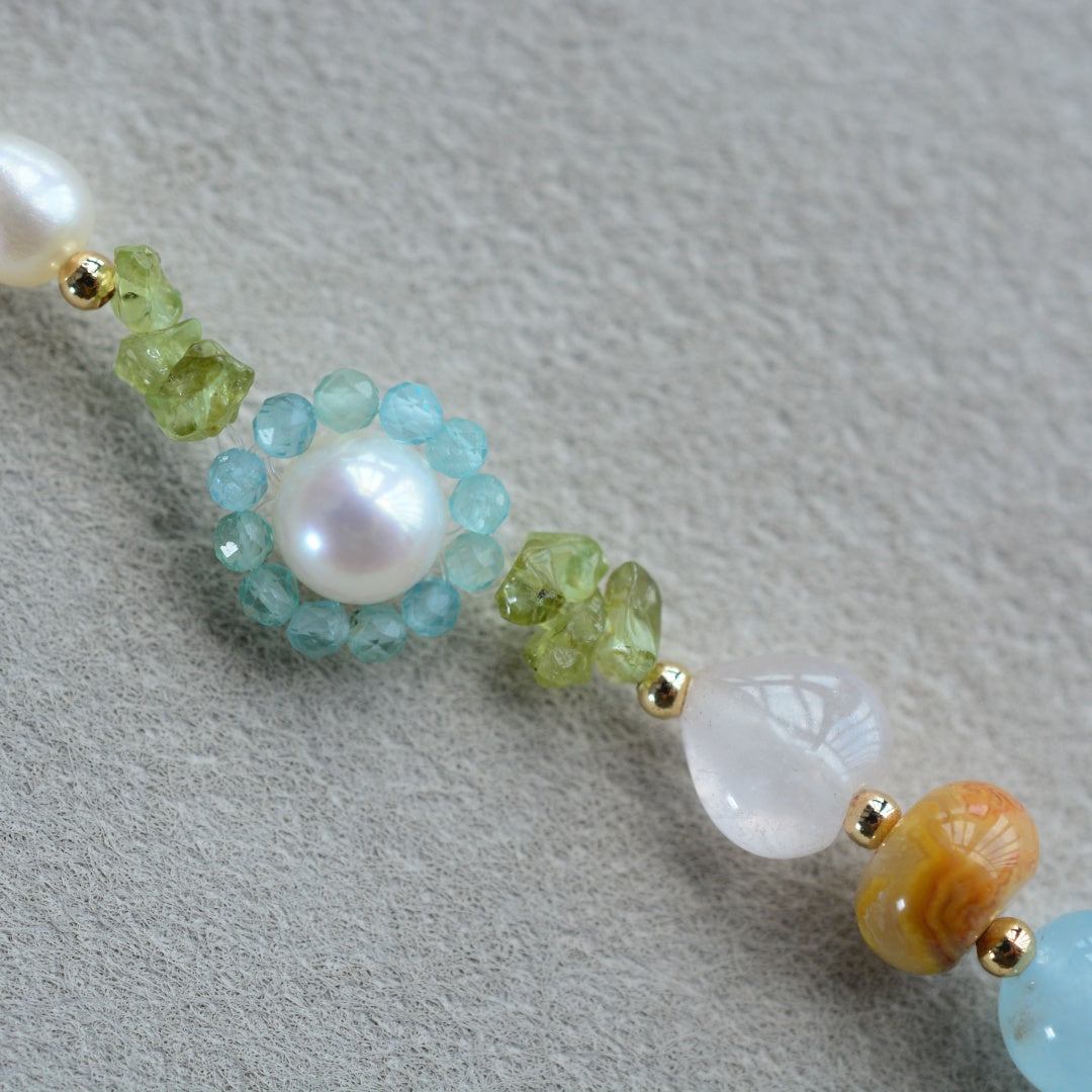 Daisy Necklace Handmade Flower Pearl Necklace Gemstone Jewelry